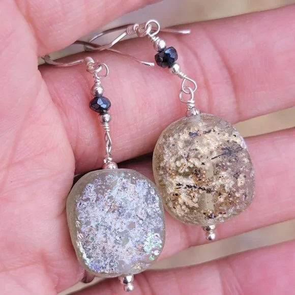 Ancient chunky Roman glass iridescent blue bead 925 sterling silver earrings - Picture 6 of 15